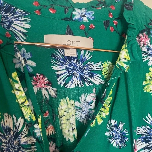 LOFT Green Floral Print Blouse - Picture 3 of 5